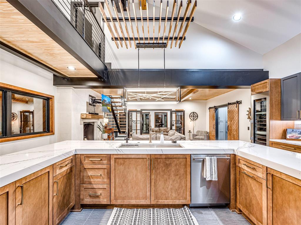 20821 N Pennsylvania Avenue