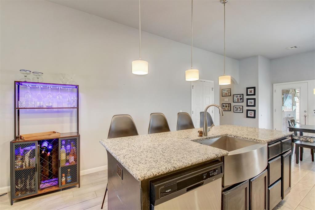 4237 NW 154th Street