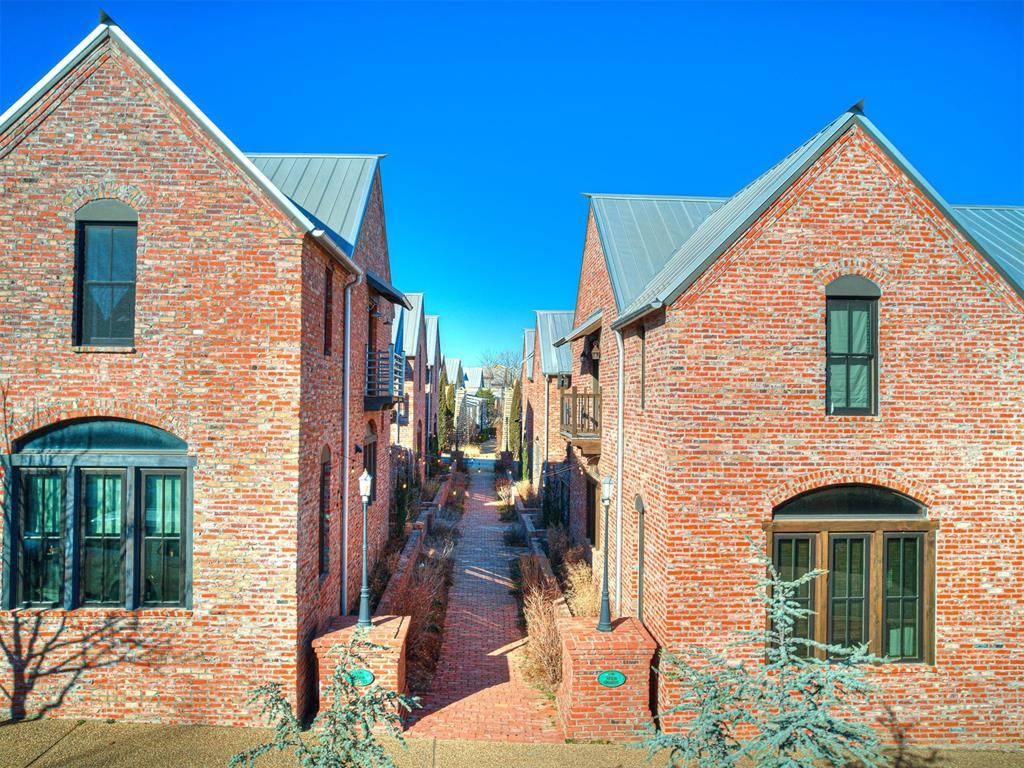 35 Park Street Unit: B