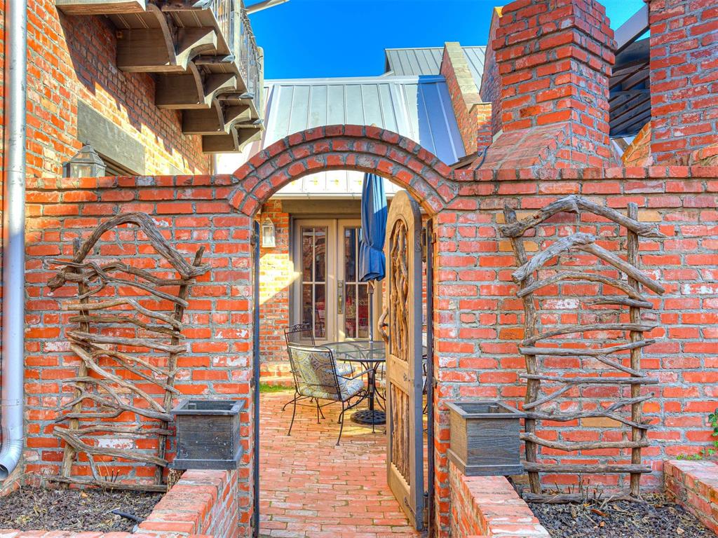 35 Park Street Unit: B