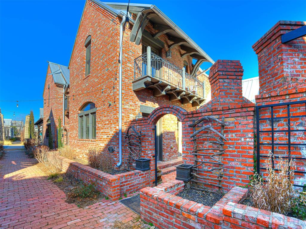 35 Park Street Unit: B