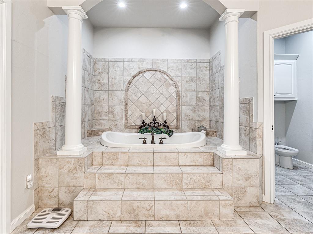 5601 NW 160th Street