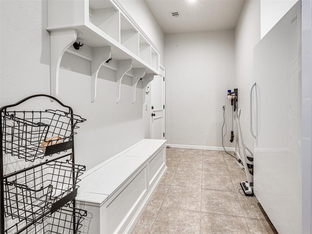 5601 NW 160th Street