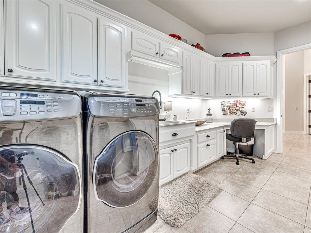 5601 NW 160th Street