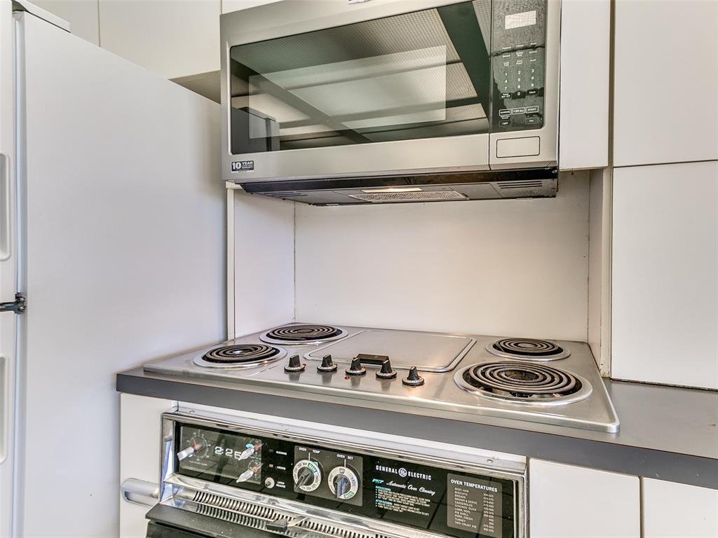 2441 Smoking Oak Road