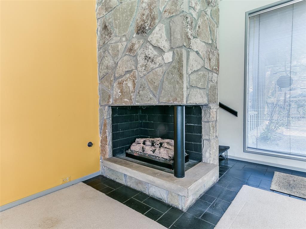 2441 Smoking Oak Road