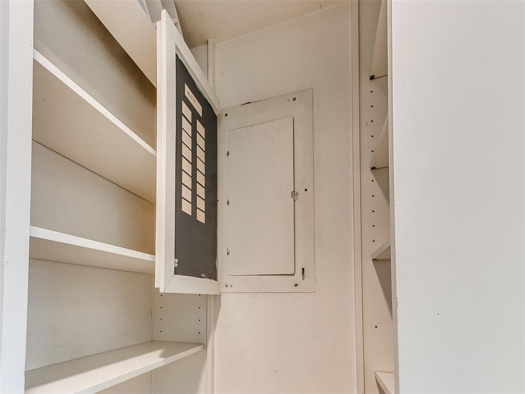 2441 Smoking Oak Road