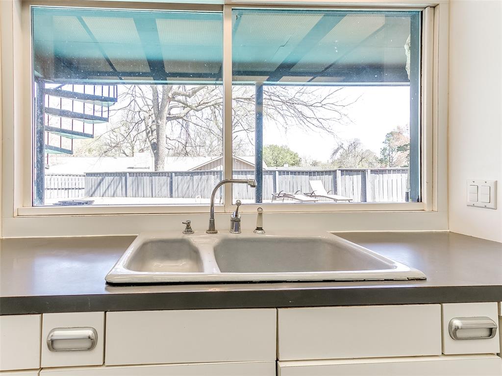 2441 Smoking Oak Road