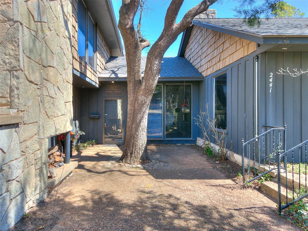 2441 Smoking Oak Road