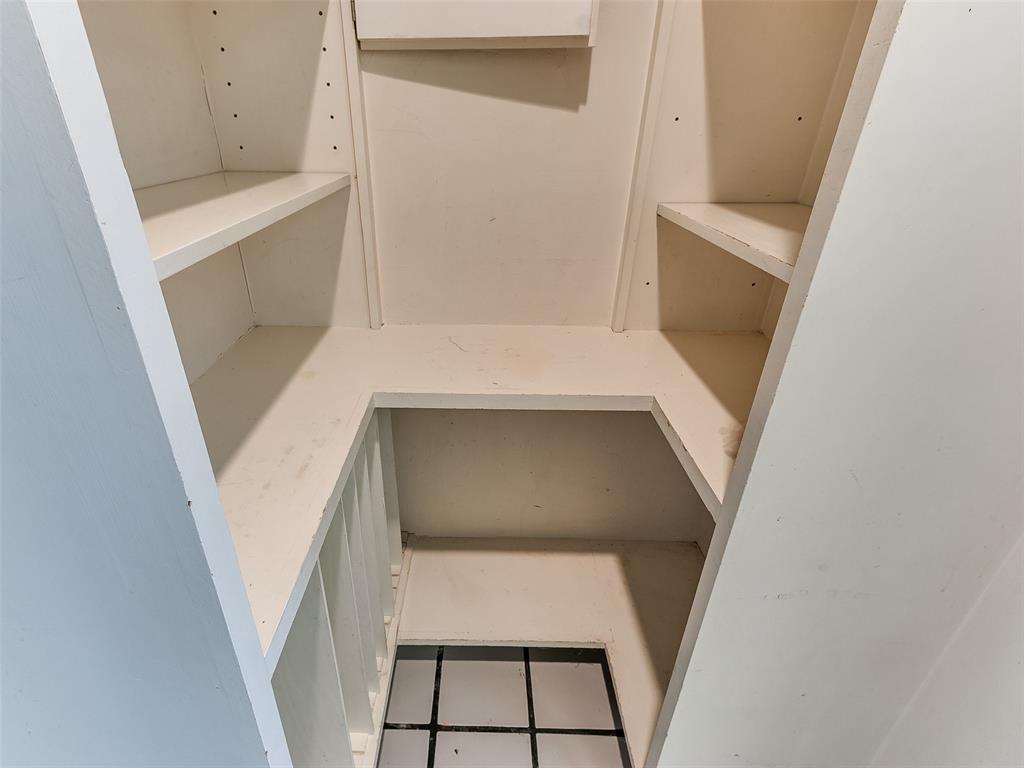 2441 Smoking Oak Road