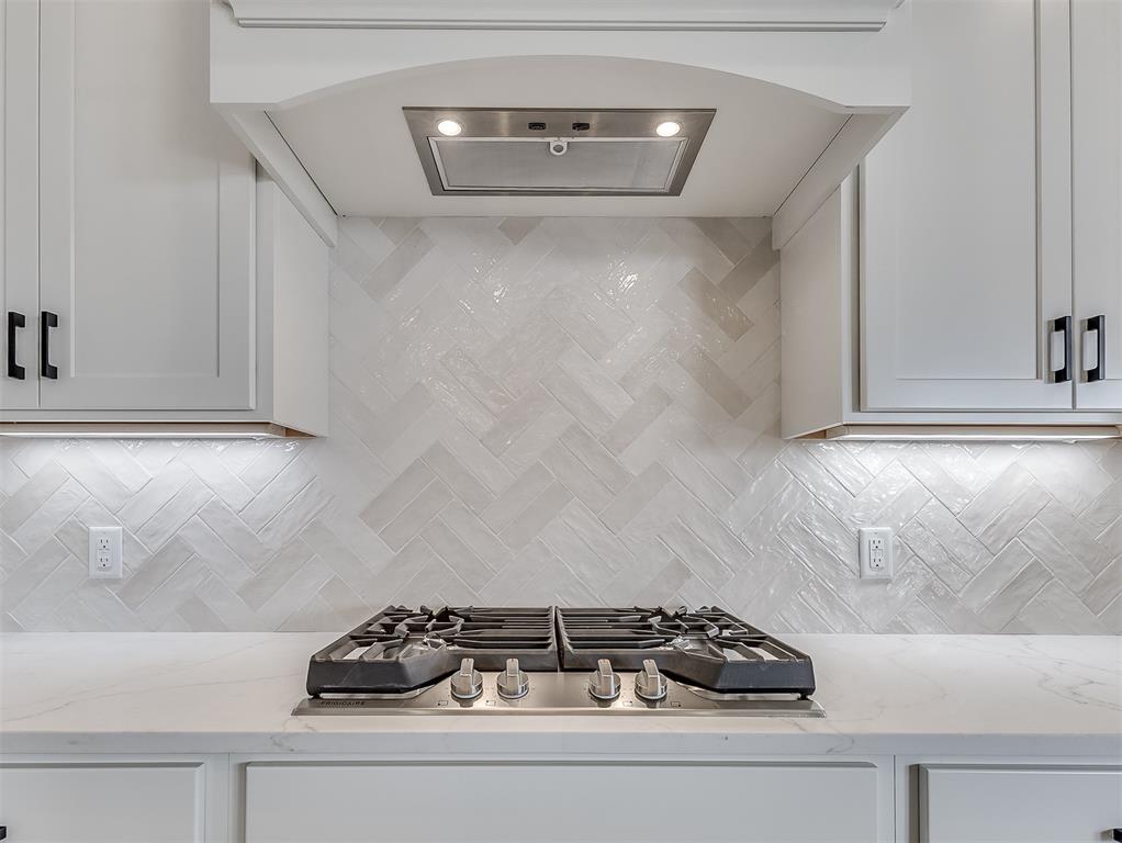 3608 Hill Country Road