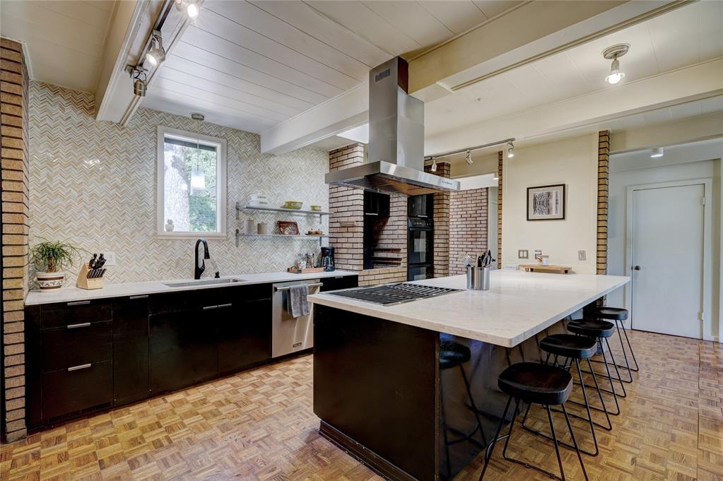 3316 N Preston Drive