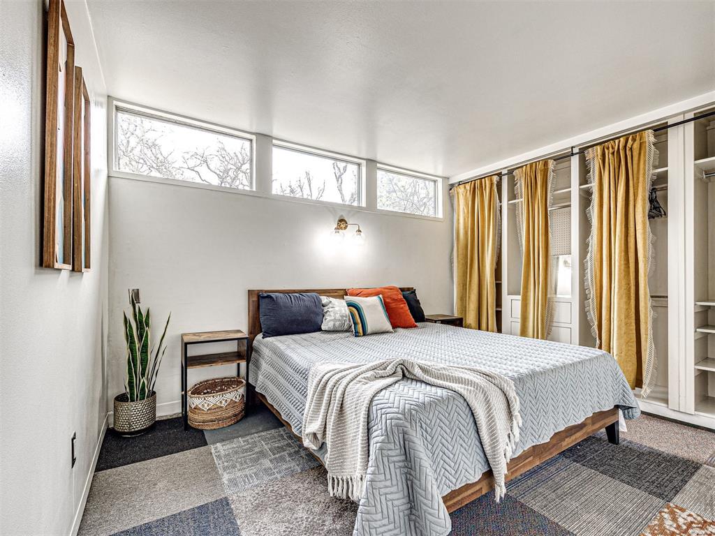 3316 N Preston Drive