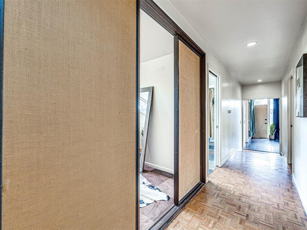 3316 N Preston Drive