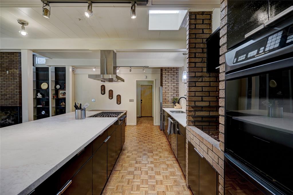 3316 N Preston Drive