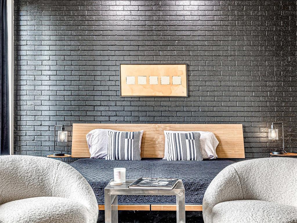 3316 N Preston Drive