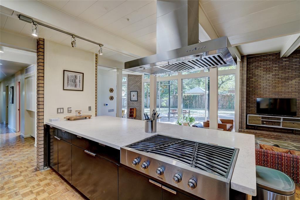 3316 N Preston Drive