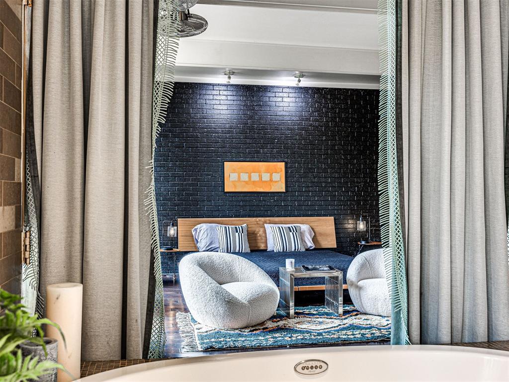 3316 N Preston Drive