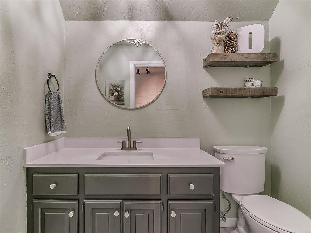 1816 Golf Course Drive