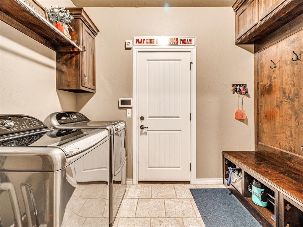 10260 Pine Ridge Road