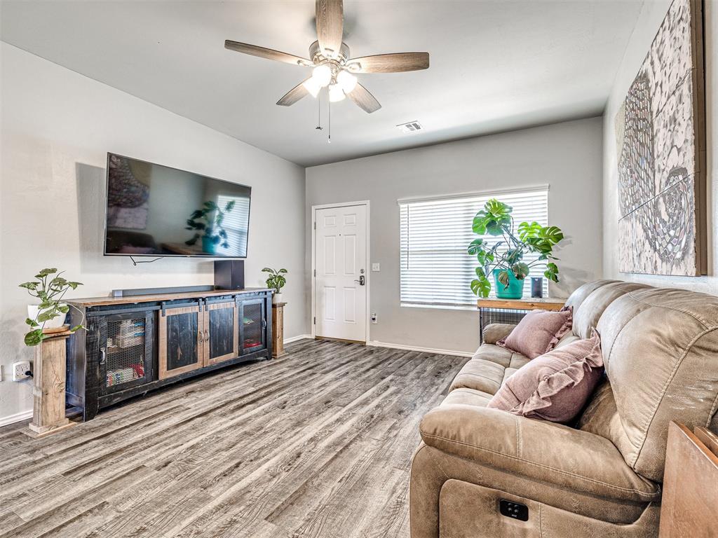 10725 SW 22nd Street