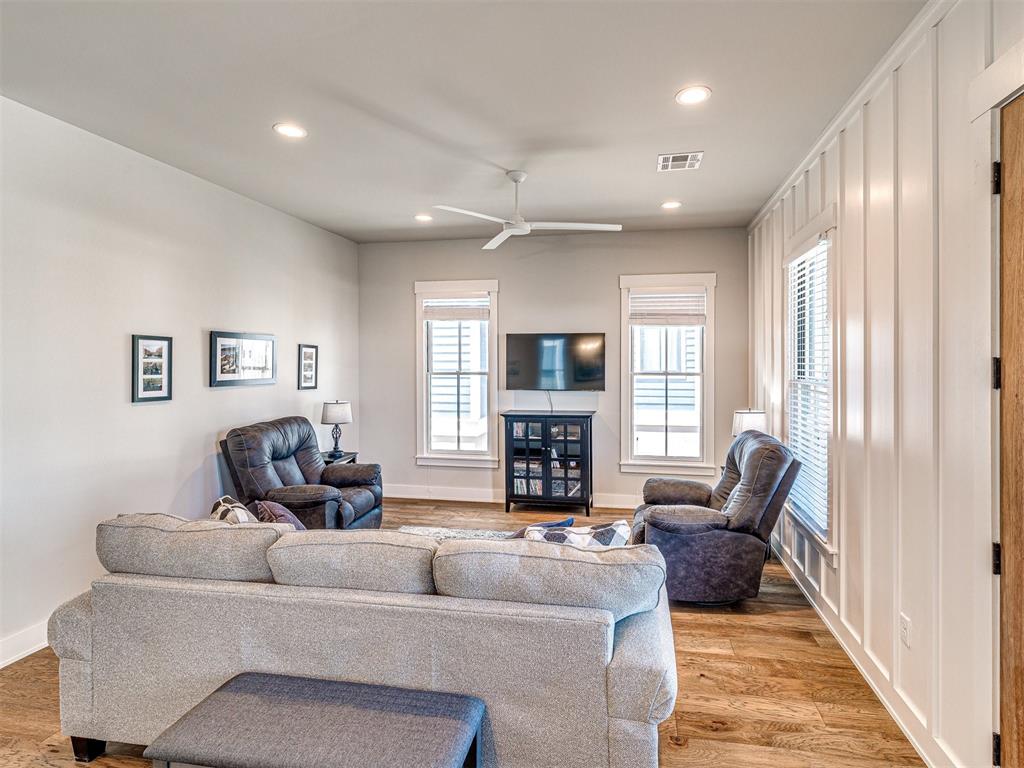 39 Ramble Along Road