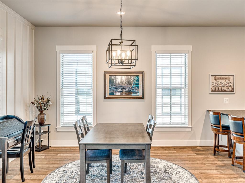 39 Ramble Along Road