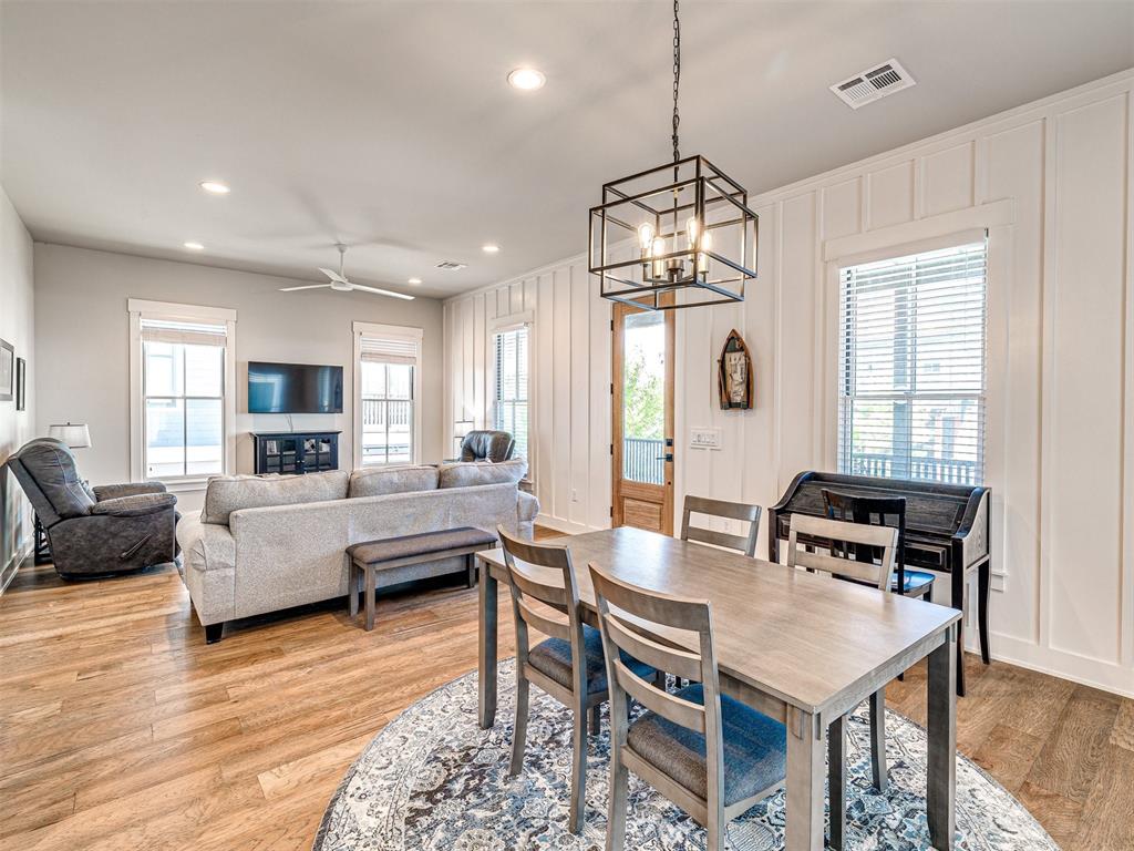 39 Ramble Along Road