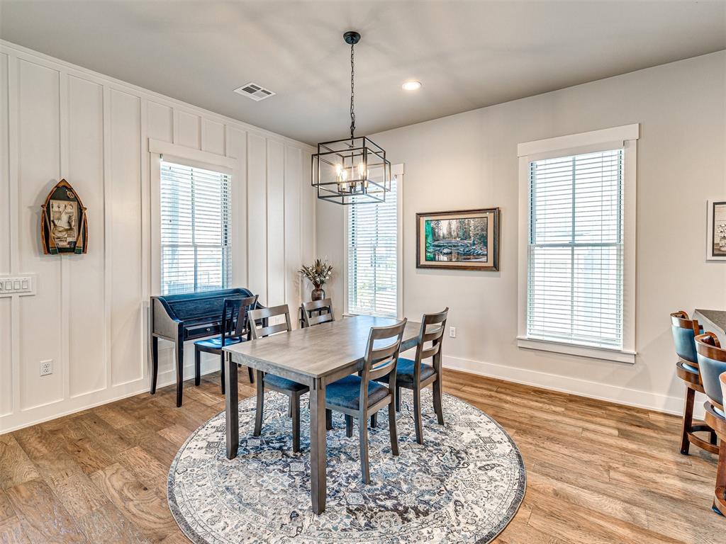 39 Ramble Along Road