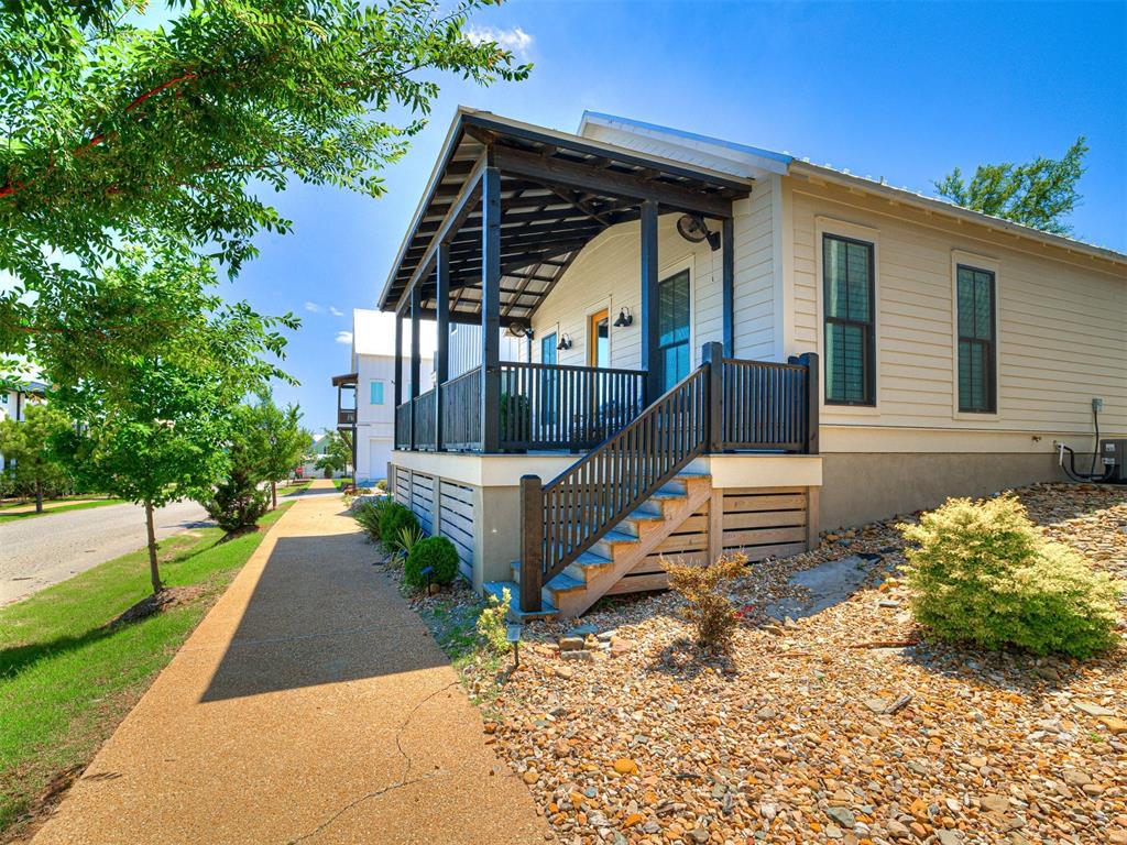 39 Ramble Along Road