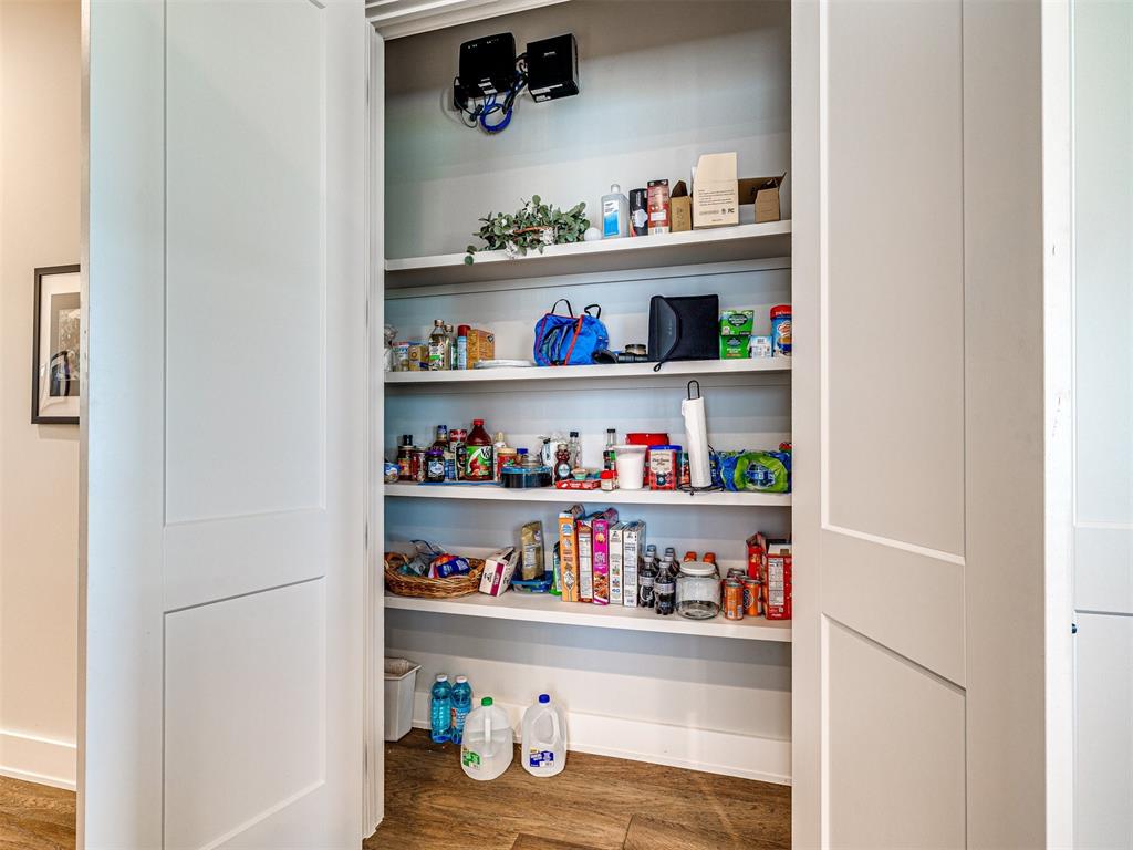 39 Ramble Along Road