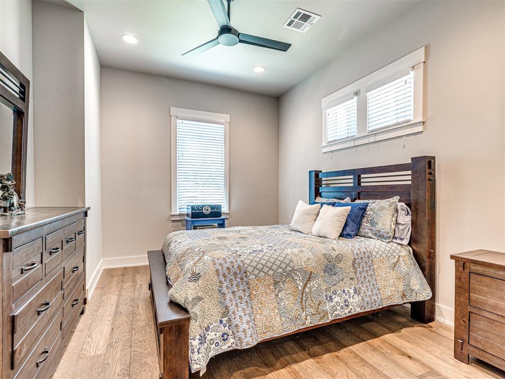 39 Ramble Along Road