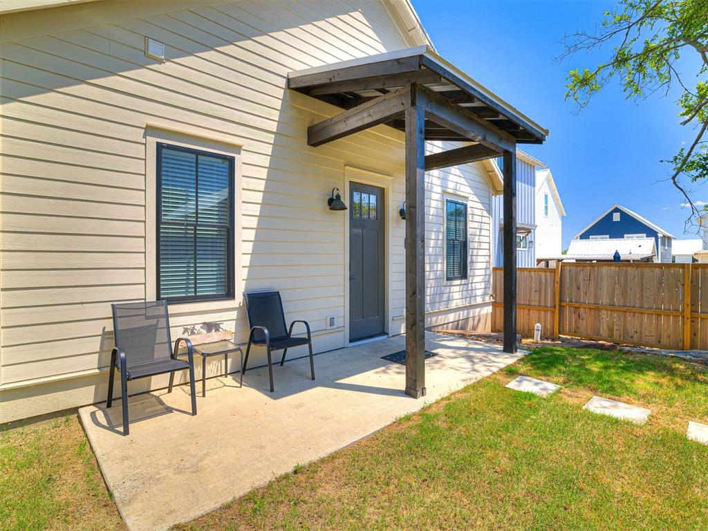 39 Ramble Along Road