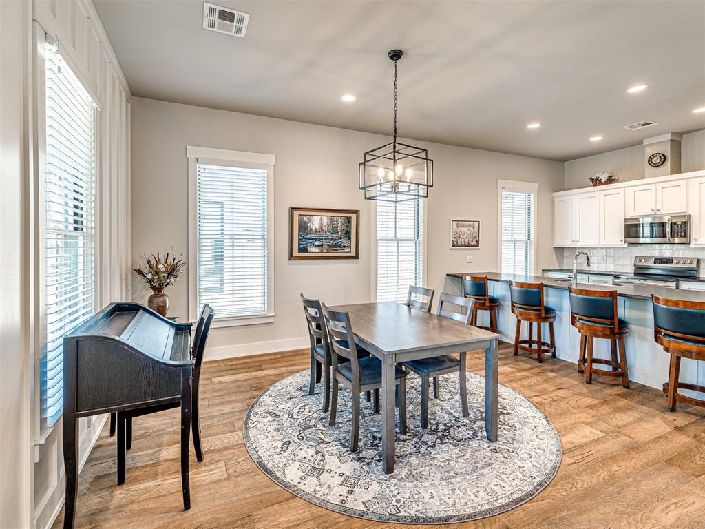 39 Ramble Along Road