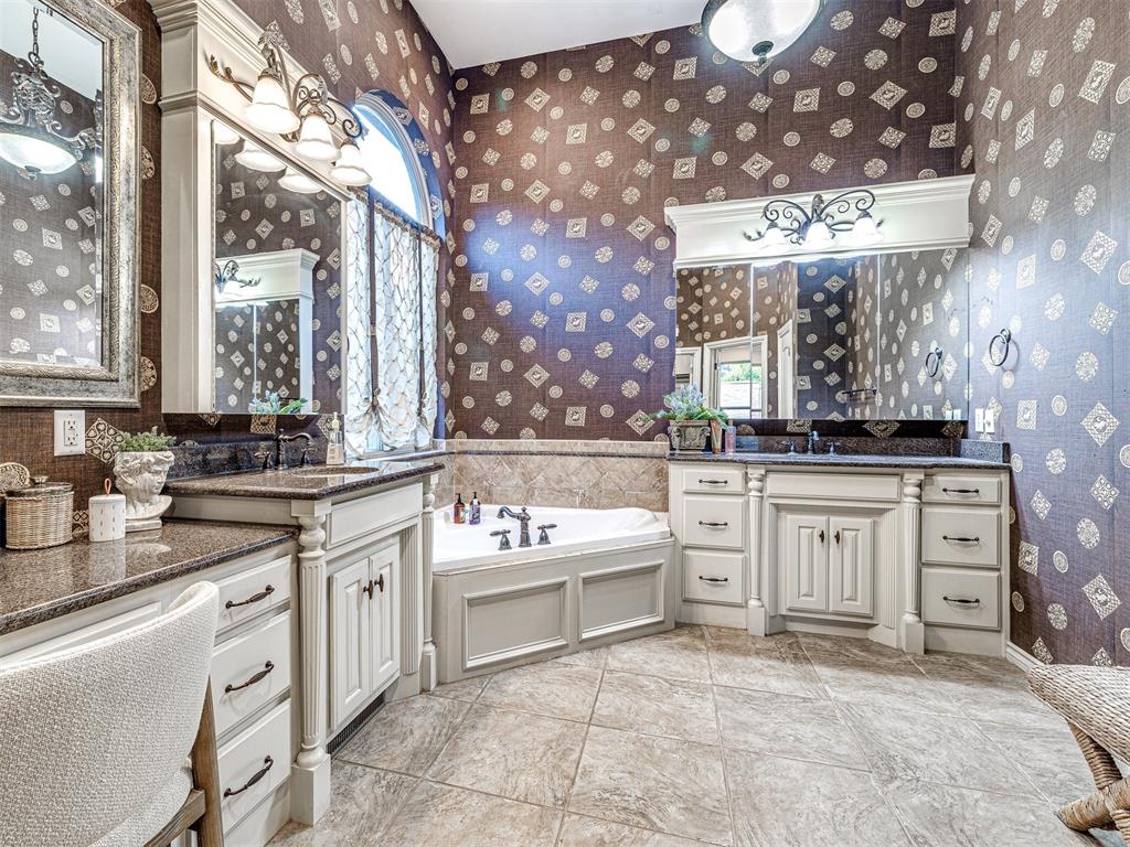 7832 NW 131st Street