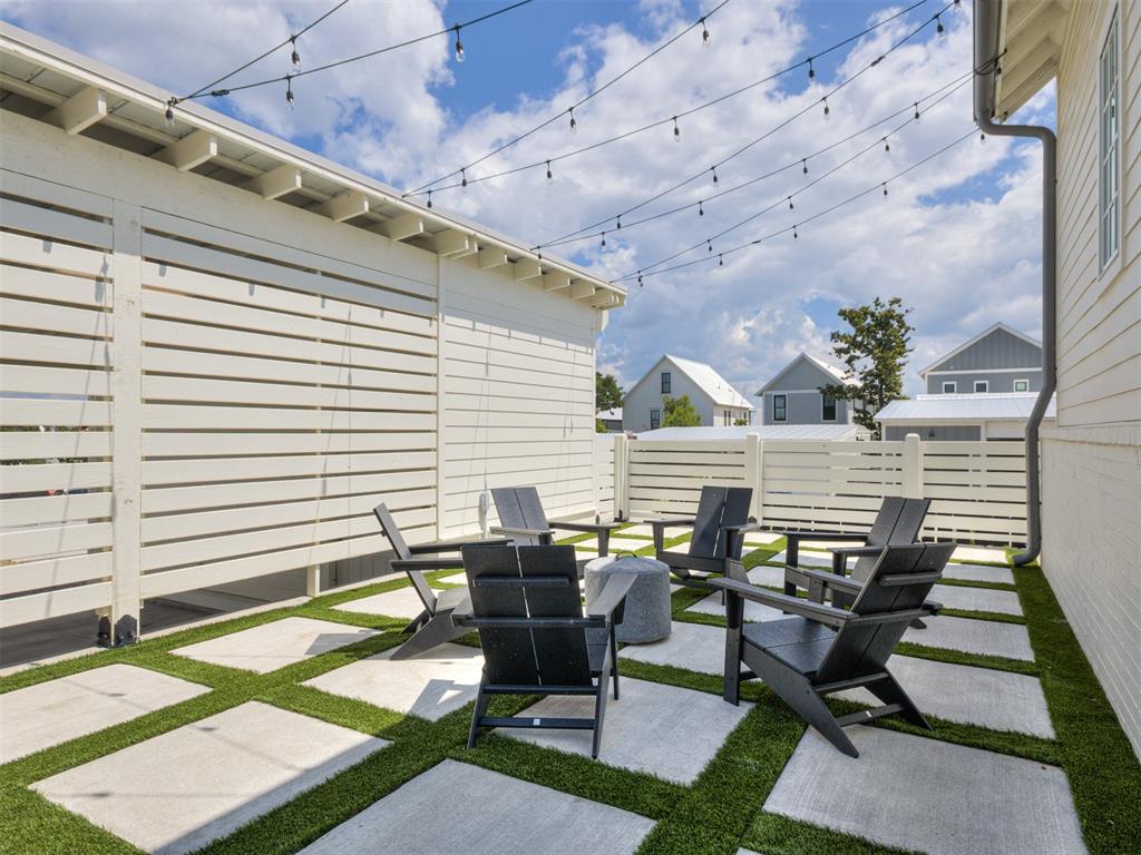 42 Ramble Along Road