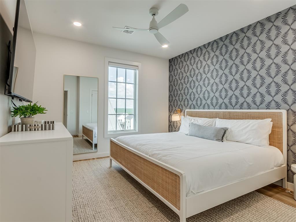 42 Ramble Along Road