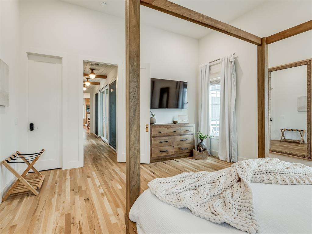 42 Ramble Along Road