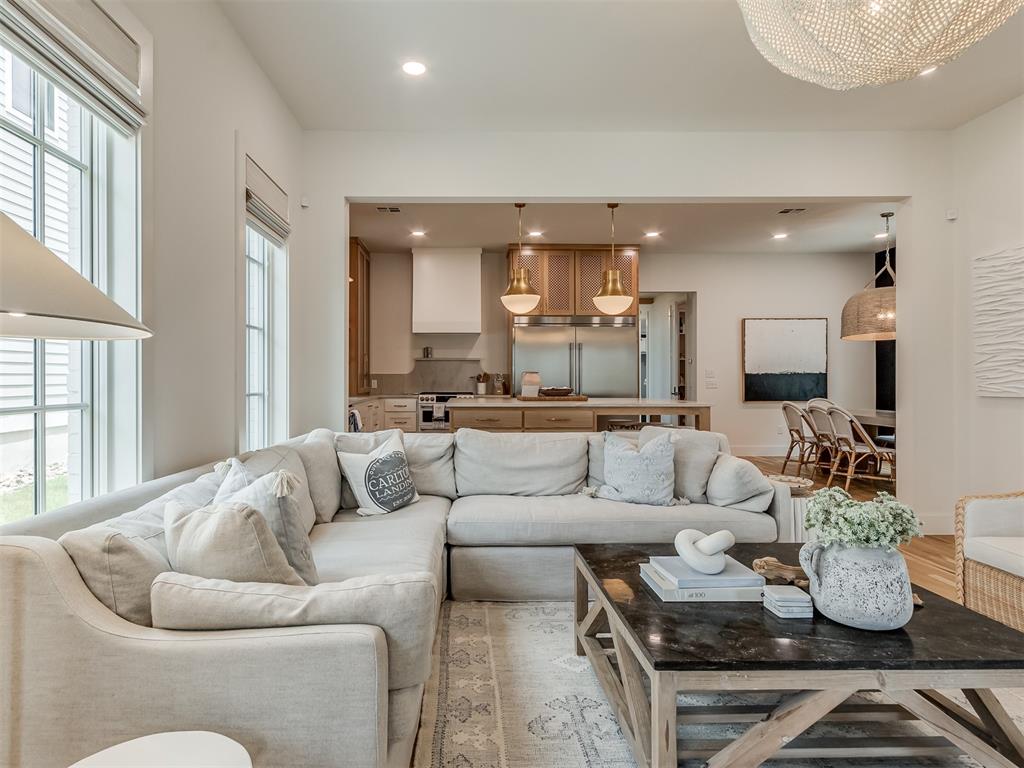 42 Ramble Along Road