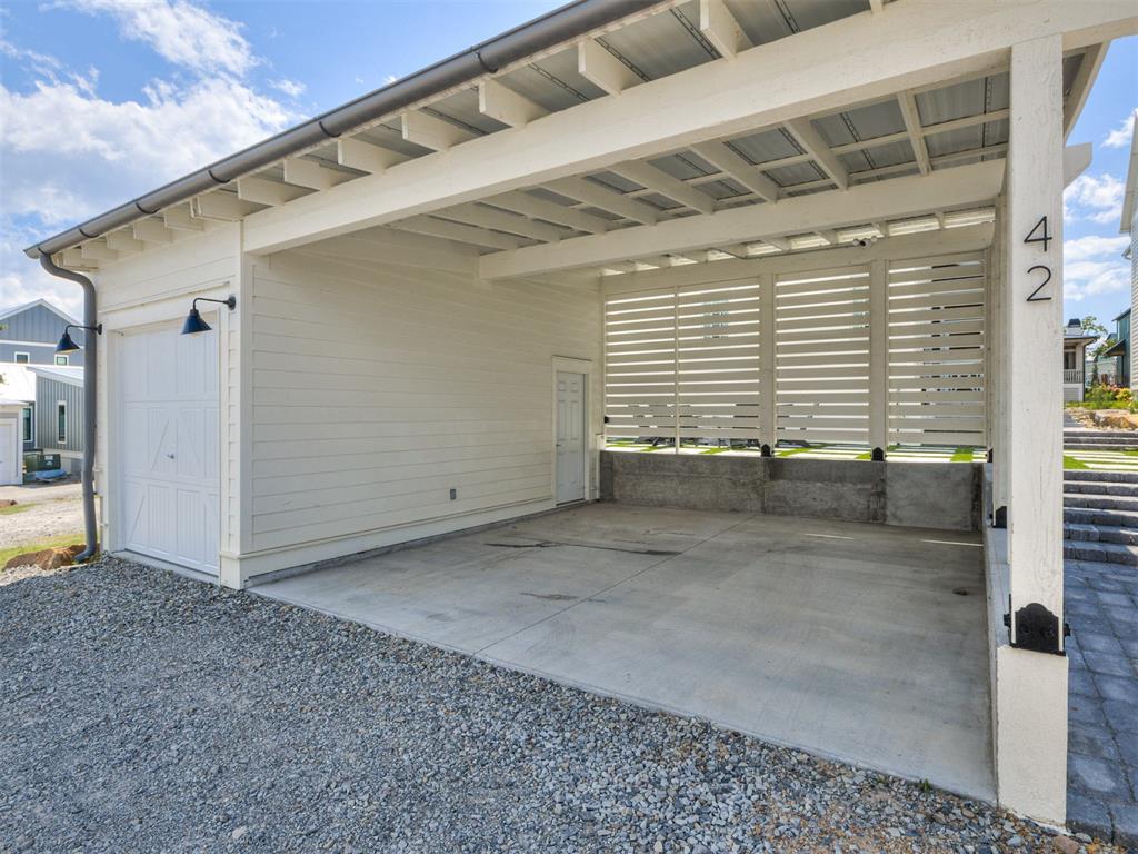 42 Ramble Along Road