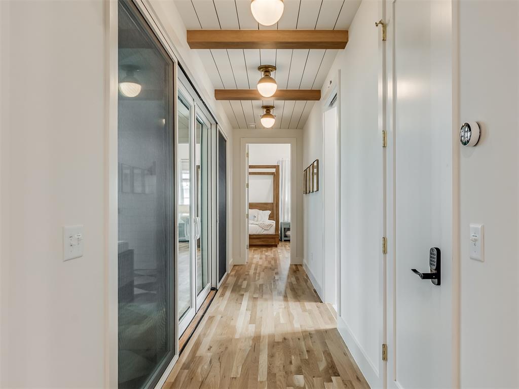 42 Ramble Along Road