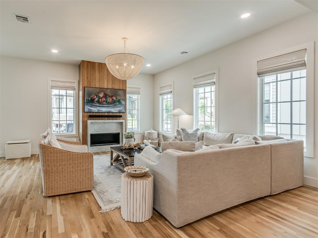 42 Ramble Along Road