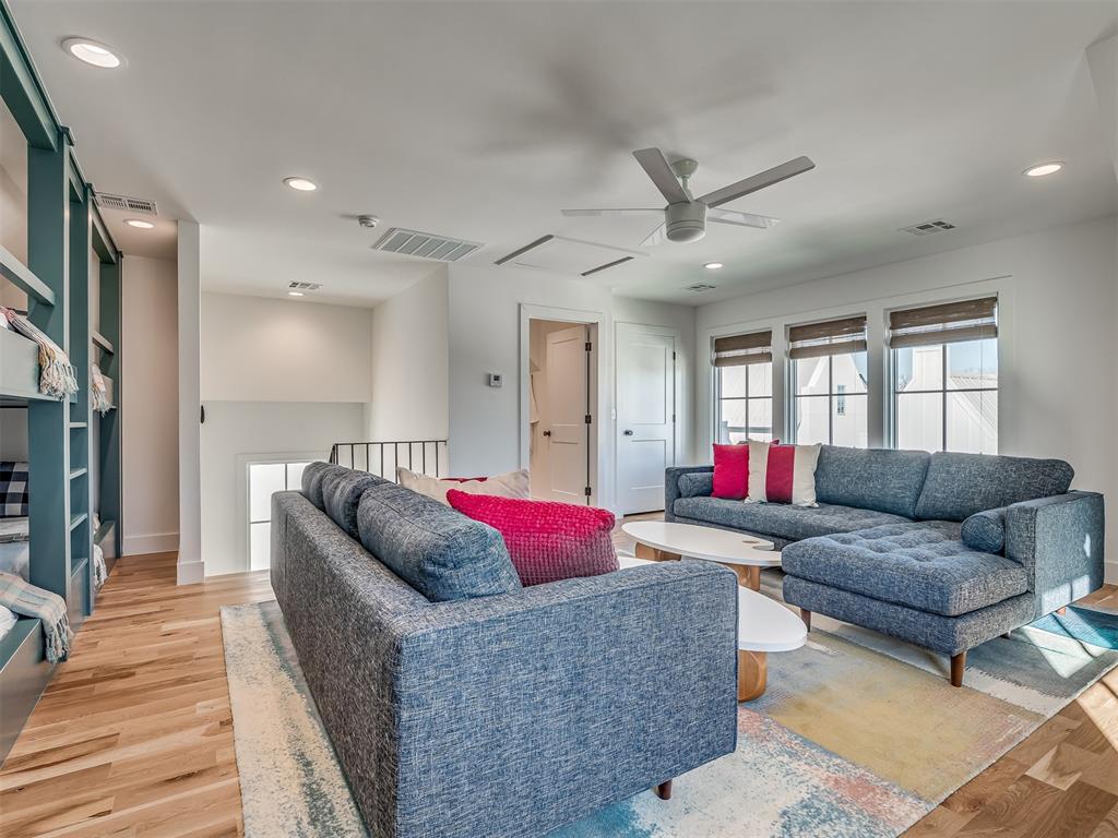 51 Lower Greenway Unit: C