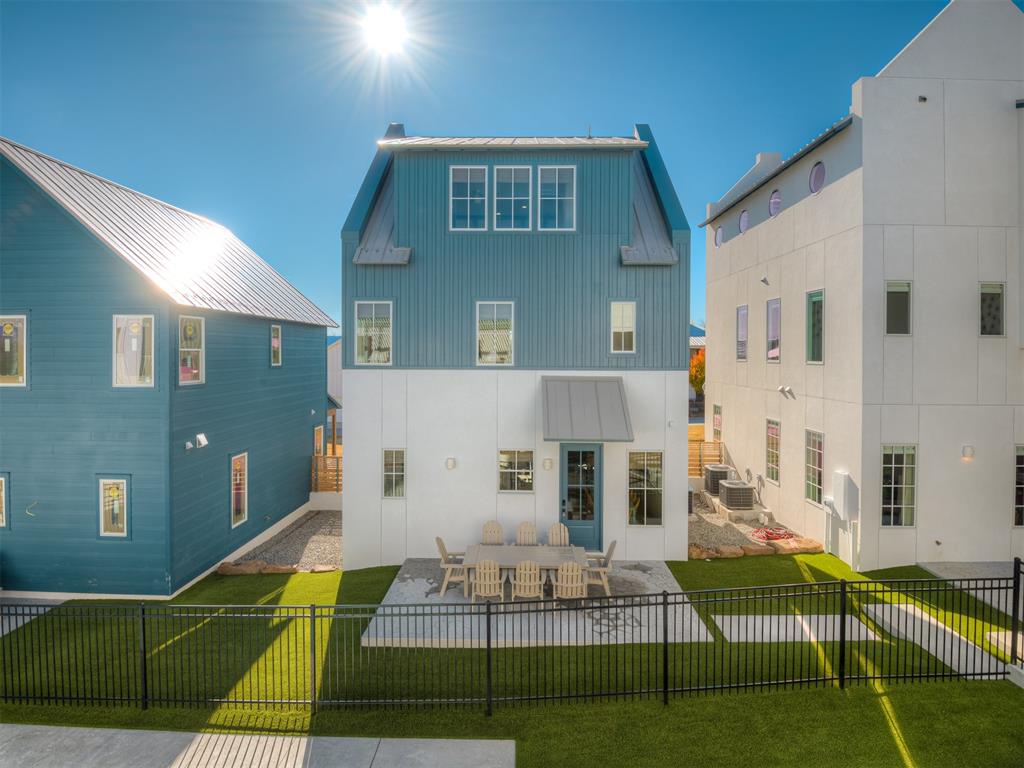 51 Lower Greenway Unit: C