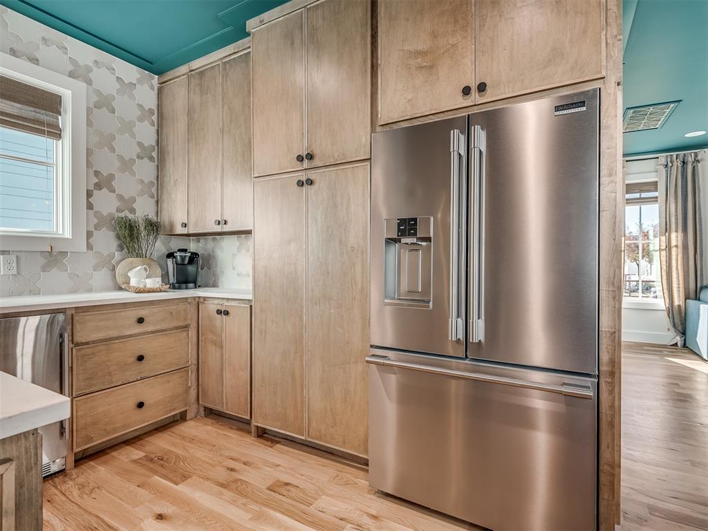 51 Lower Greenway Unit: C