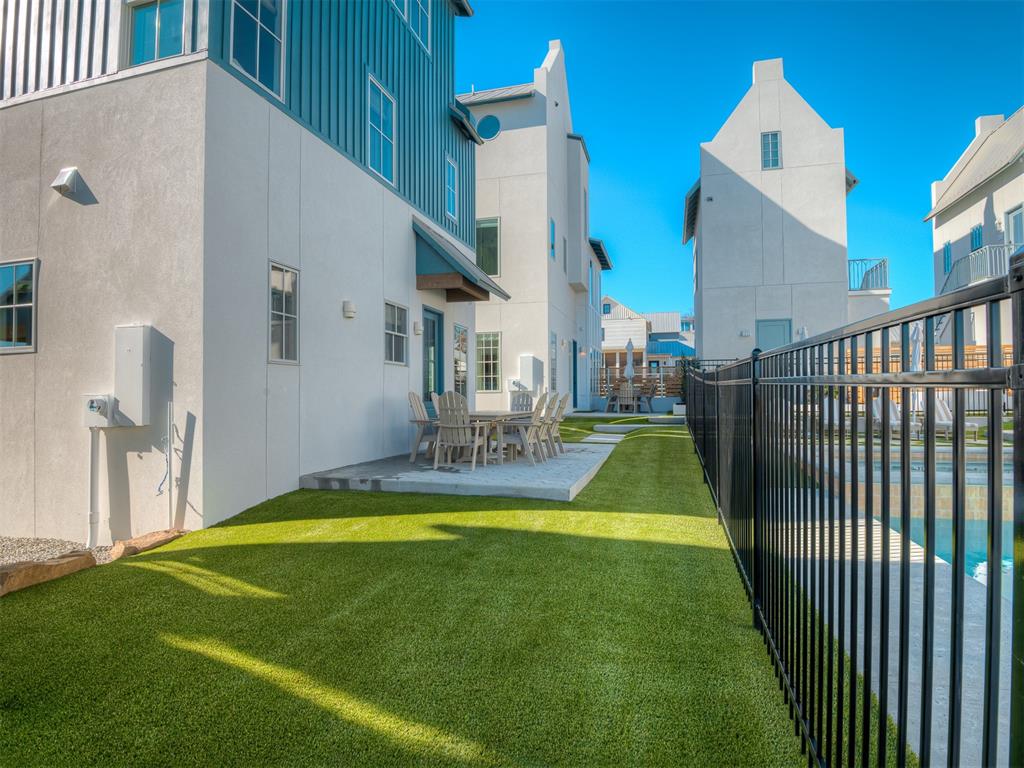 51 Lower Greenway Unit: C