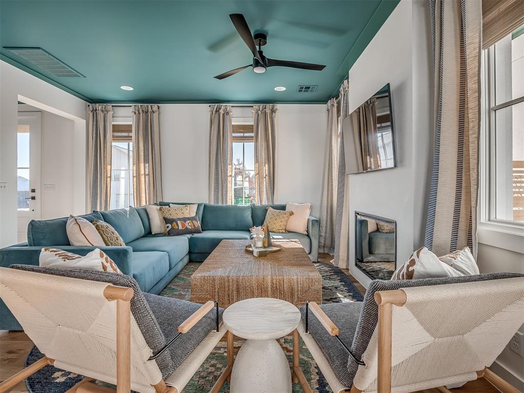 51 Lower Greenway Unit: C