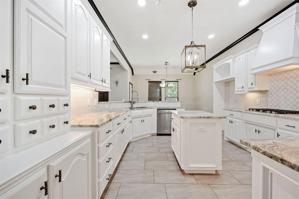 4340 Gallant Fox Drive