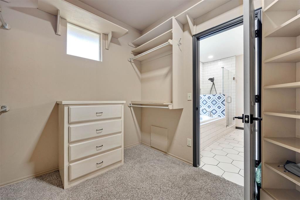 4340 Gallant Fox Drive