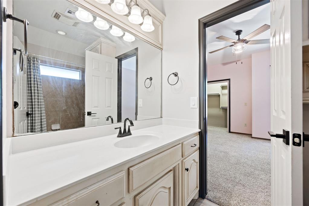 4340 Gallant Fox Drive